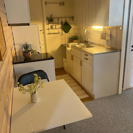 Centrally Located In Apartment